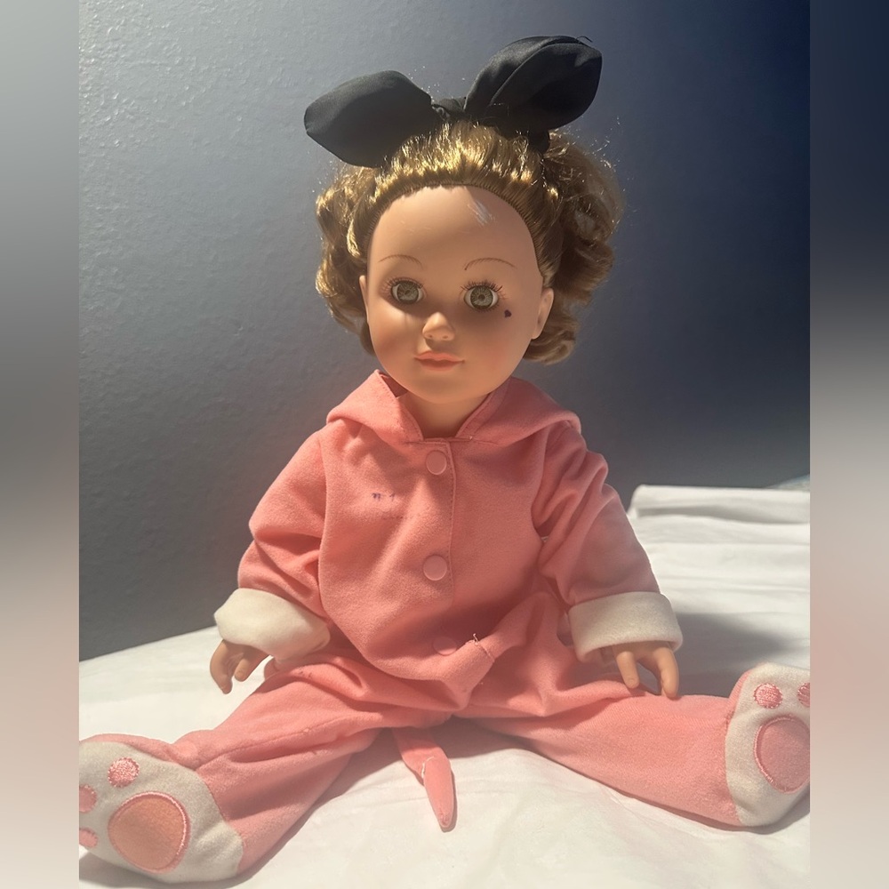 2013 citytoy GM15 Doll 18’’ green eyes and light brown blonde hair